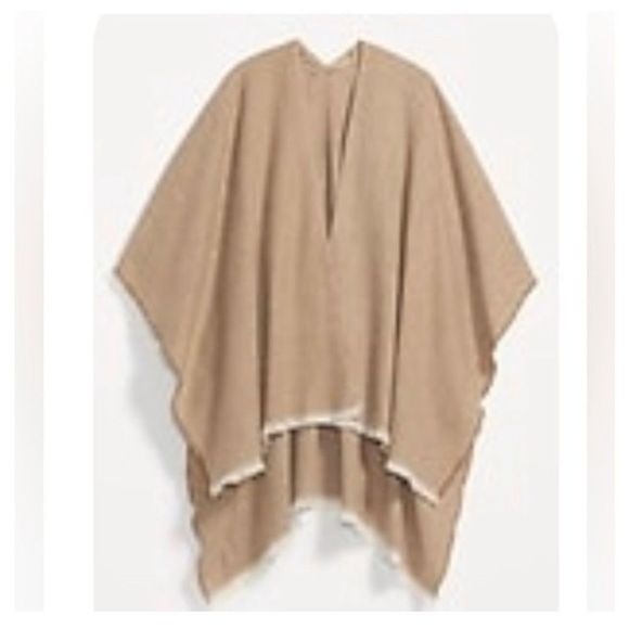 Old Navy Accessories - Old Navy Beige Tan Herringbone Chevron Pullover Poncho Scarf Wrap One Size NWT